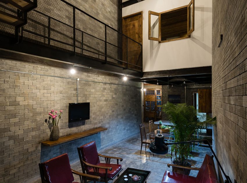 A Light-Filled Contemporary Home for Three Buddhists in Ho Chi Minh, Vietnam by H.A (4)