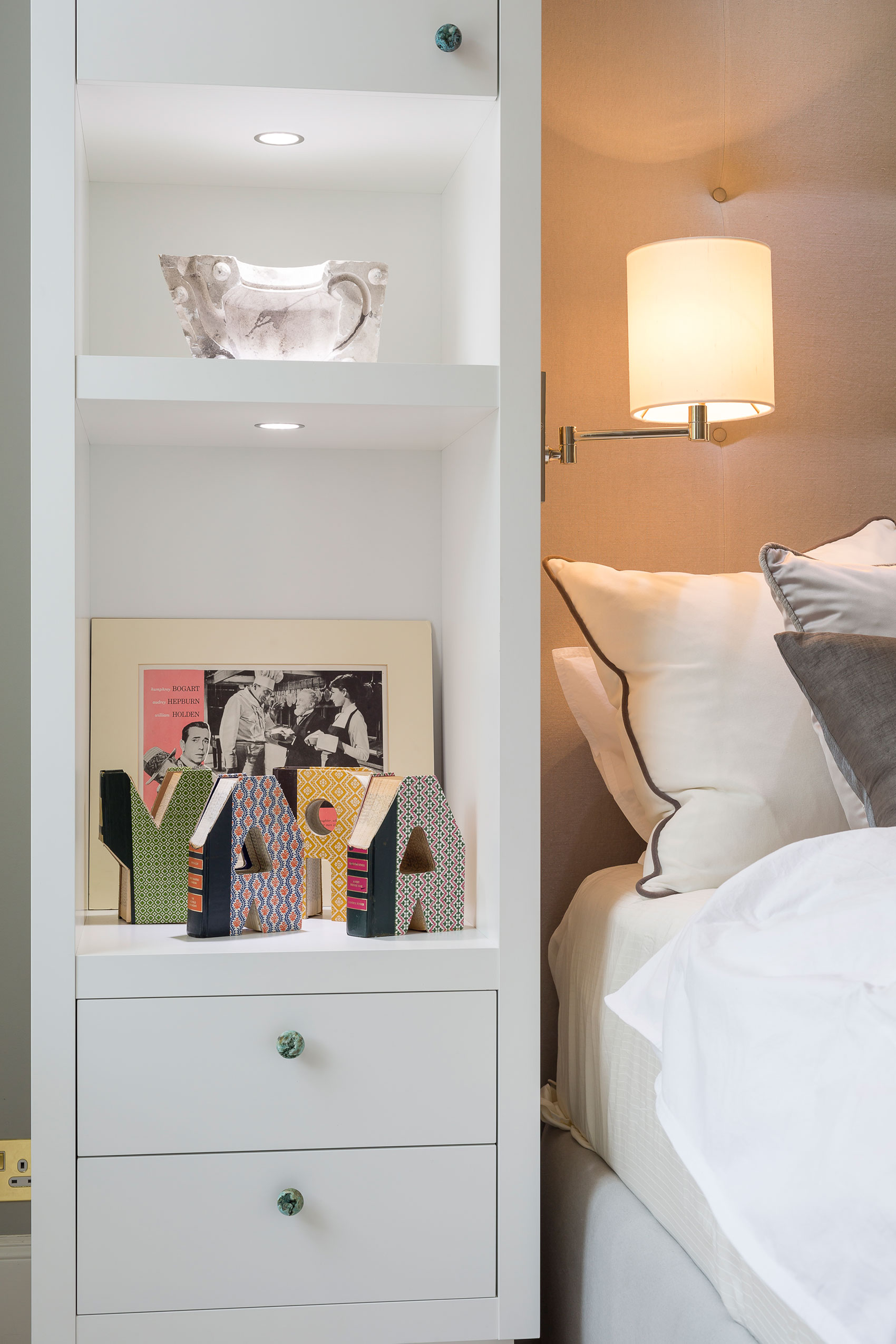 A Light-Filled and Playful Apartment with Sophisticated Taste in South Kensington by Design Atelier (15)