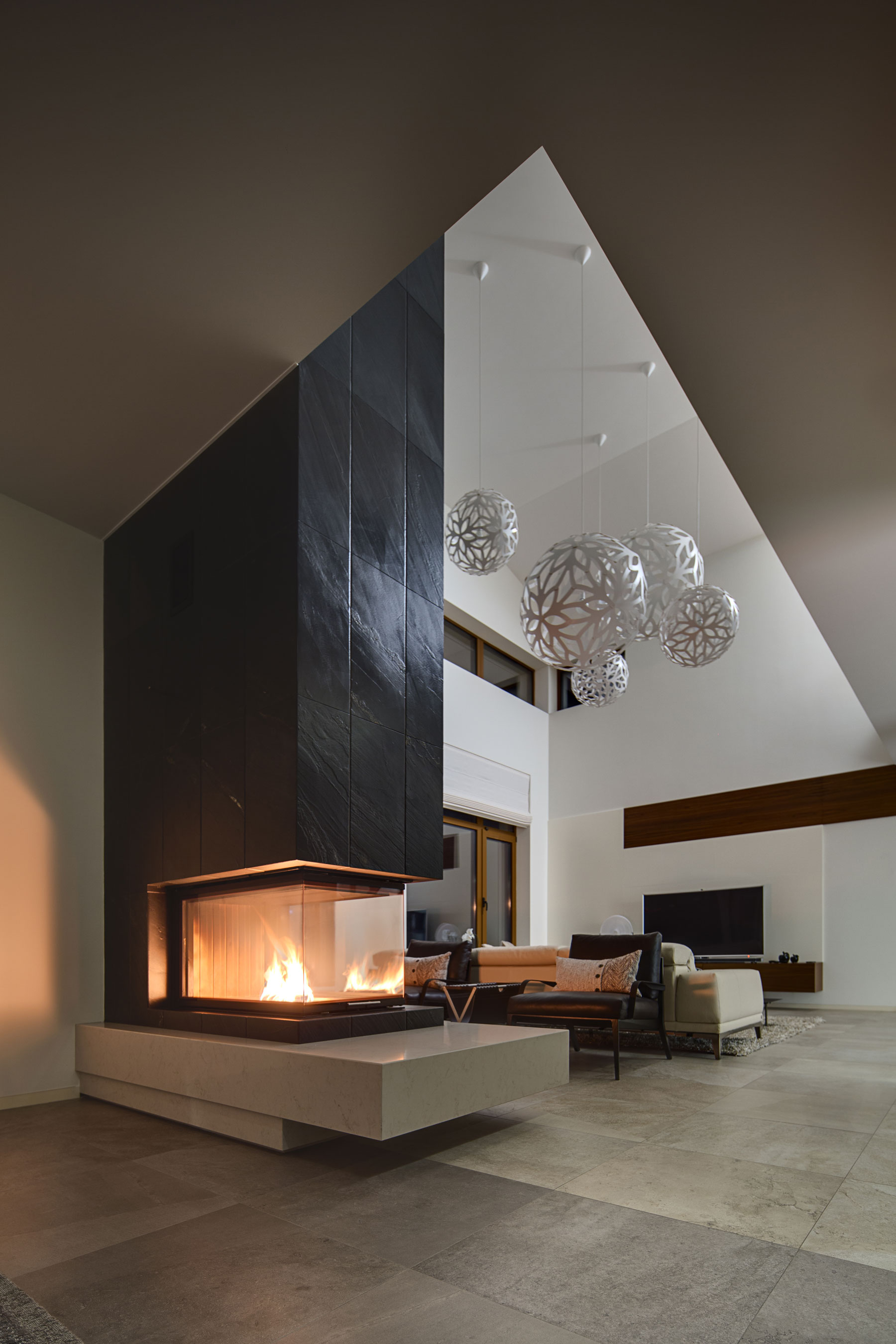 A Light and Spacious Home with an Exquisite Interior in Kiev by Prodan Design & Kirill Konstantinov (30)