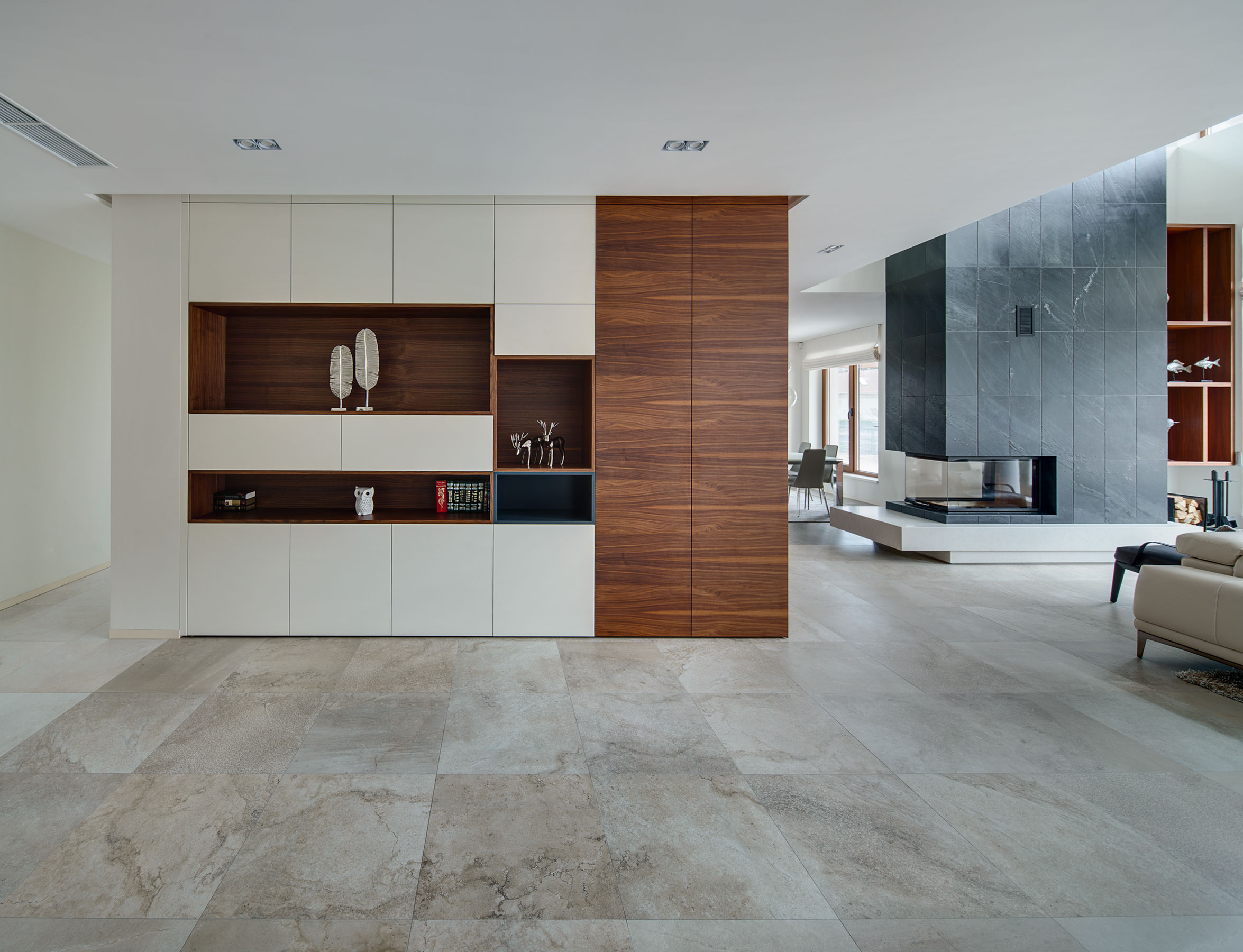 A Light and Spacious Home with an Exquisite Interior in Kiev by Prodan Design & Kirill Konstantinov (4)