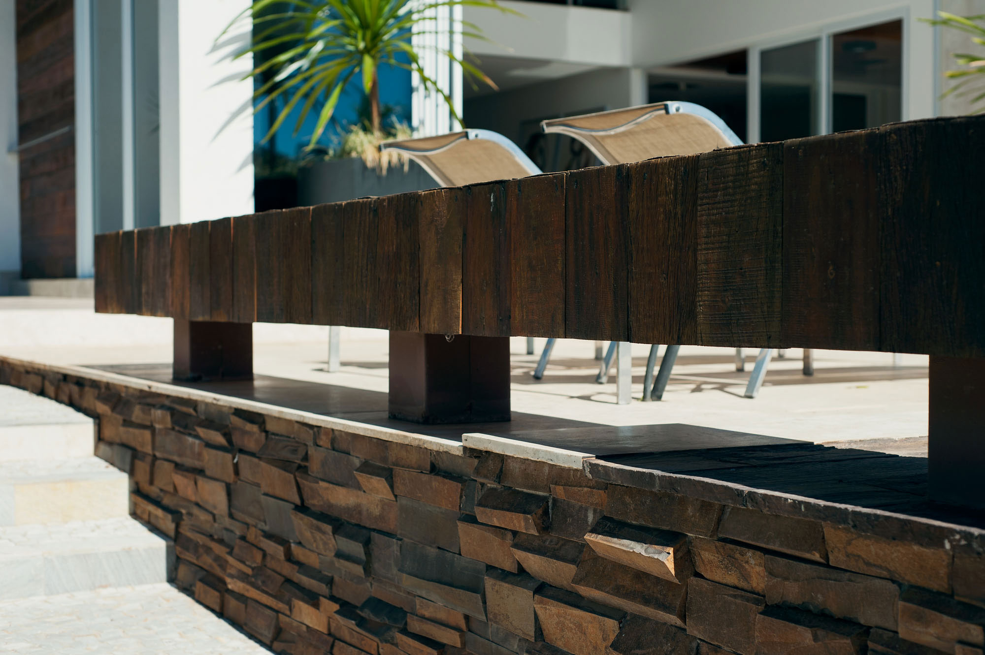 A Luminous Contemporary Home for a Young Couple with Two Children in Goiás by Dayala + Rafael Arquitetura (5)