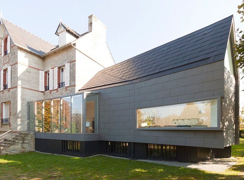 A Luminous Contemporary Home with Stunning Living Room in Saint-Cast-le-Guildo, France by Feld Architecture (2)