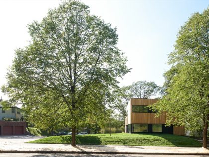 A Luminous Modern Home with Monochrome Palette in Saint Paul, Minnesota by D/O (2)