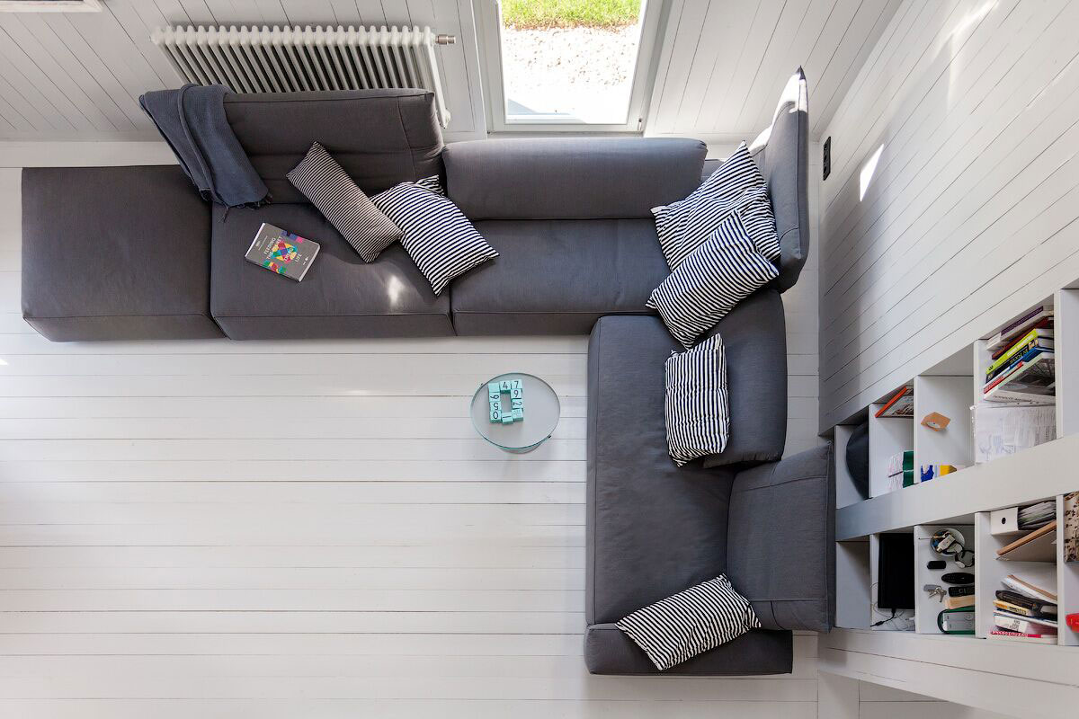 A Crisp, Bright and Monochrome Home for the Architect and His Family in Moscow by Alexey Ilyin (4)