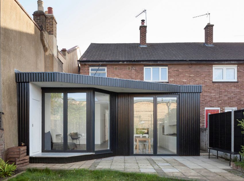 A Luminous Semi-Detached Home with Welcoming and Functionality Interiors in London by Scenario Architecture (1)