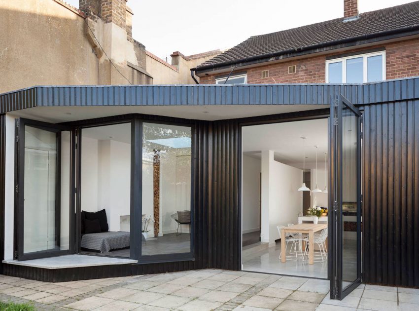 A Luminous Semi-Detached Home with Welcoming and Functionality Interiors in London by Scenario Architecture (2)