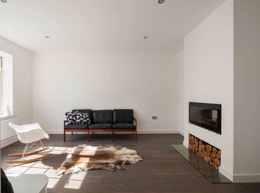 A Luminous Semi-Detached Home with Welcoming and Functionality Interiors in London by Scenario Architecture (3)