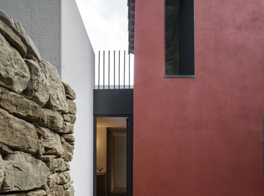 A Luminous and Elegant Contemporary Rural Home in Sclos de Contes, France by Cyril Chenebeau Architecte (10)