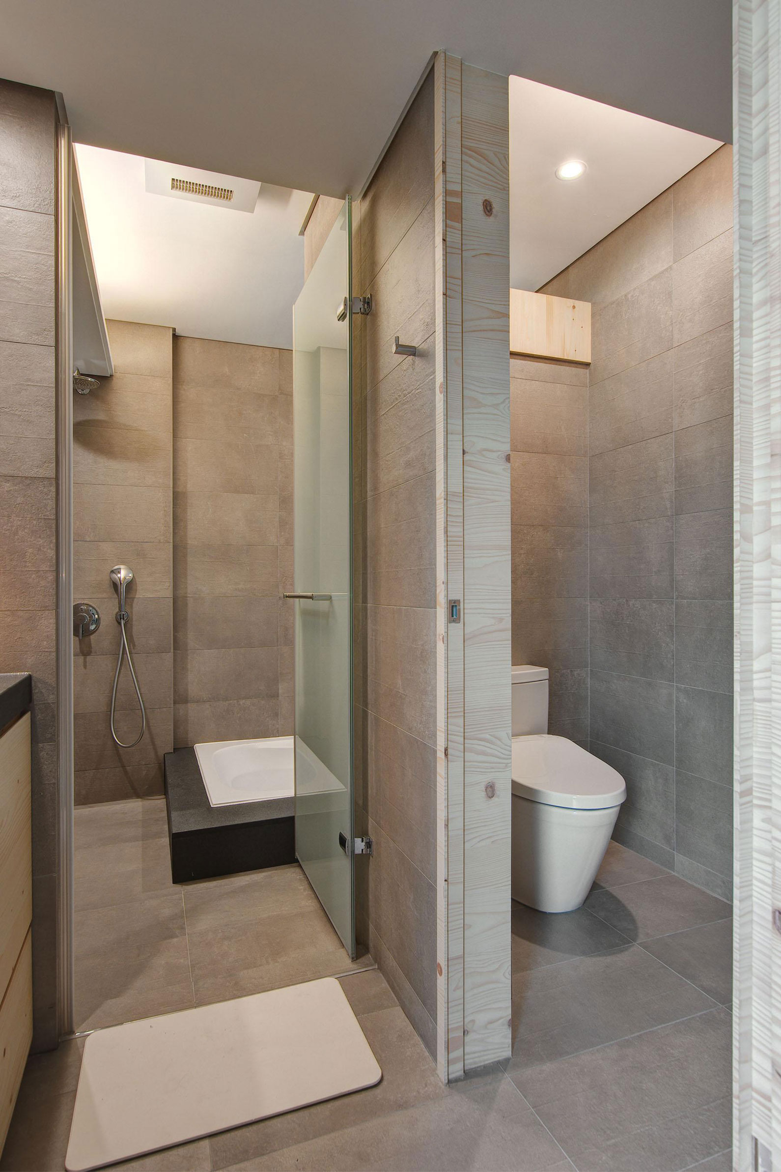A Luminous and Fancy Contemporary Apartment in Zhubei City, Taiwan by Phase6 (20)