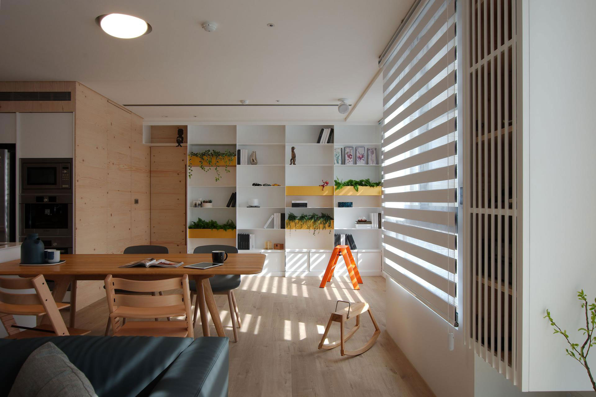 A Luminous and Fancy Contemporary Apartment in Zhubei City, Taiwan by Phase6 (7)