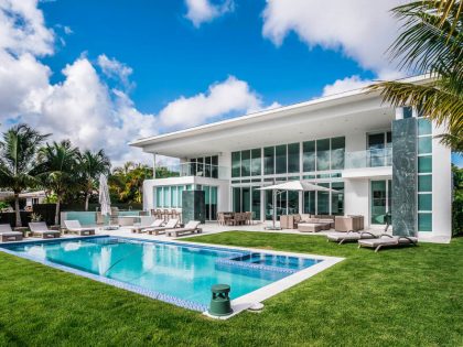 A Luxurious and Sunny Contemporary House in Hallandale Beach by Enrique Feldman (1)