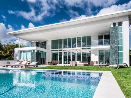 A Luxurious and Sunny Contemporary House in Hallandale Beach by Enrique Feldman (2)