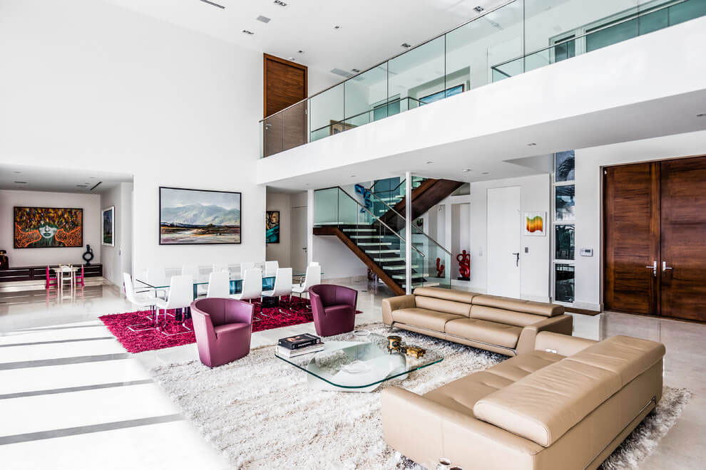 A Luxurious and Sunny Contemporary House in Hallandale Beach by Enrique Feldman (7)