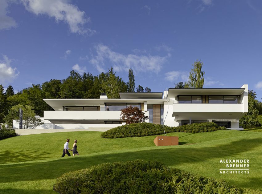 A Magnificent Contemporary Home Framed by Low Walls in Reutlingen, Germany by Alexander Brenner Architects (3)