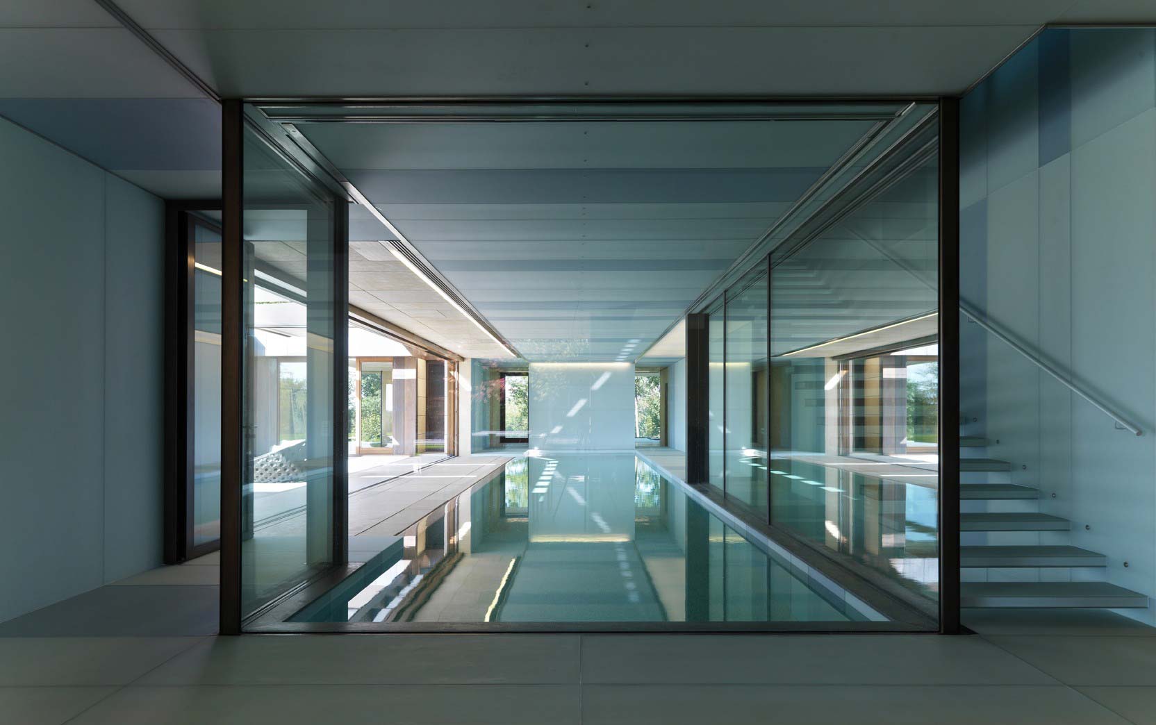 A Marvelous Contemporary House with Indoor Pool and Beautiful Style in Como, Italy by Arkham (14)