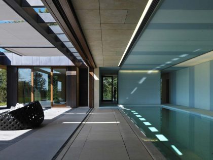 A Marvelous Contemporary House with Indoor Pool and Beautiful Style in Como, Italy by Arkham (7)
