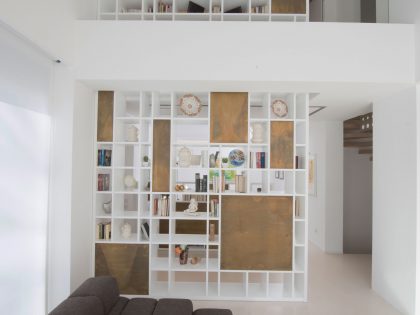 A Minimalist Two-Story House Framed by a Transparent Glass Barrier in Gubbio, Italy by MENICHETTI+CALDARELLI (5)