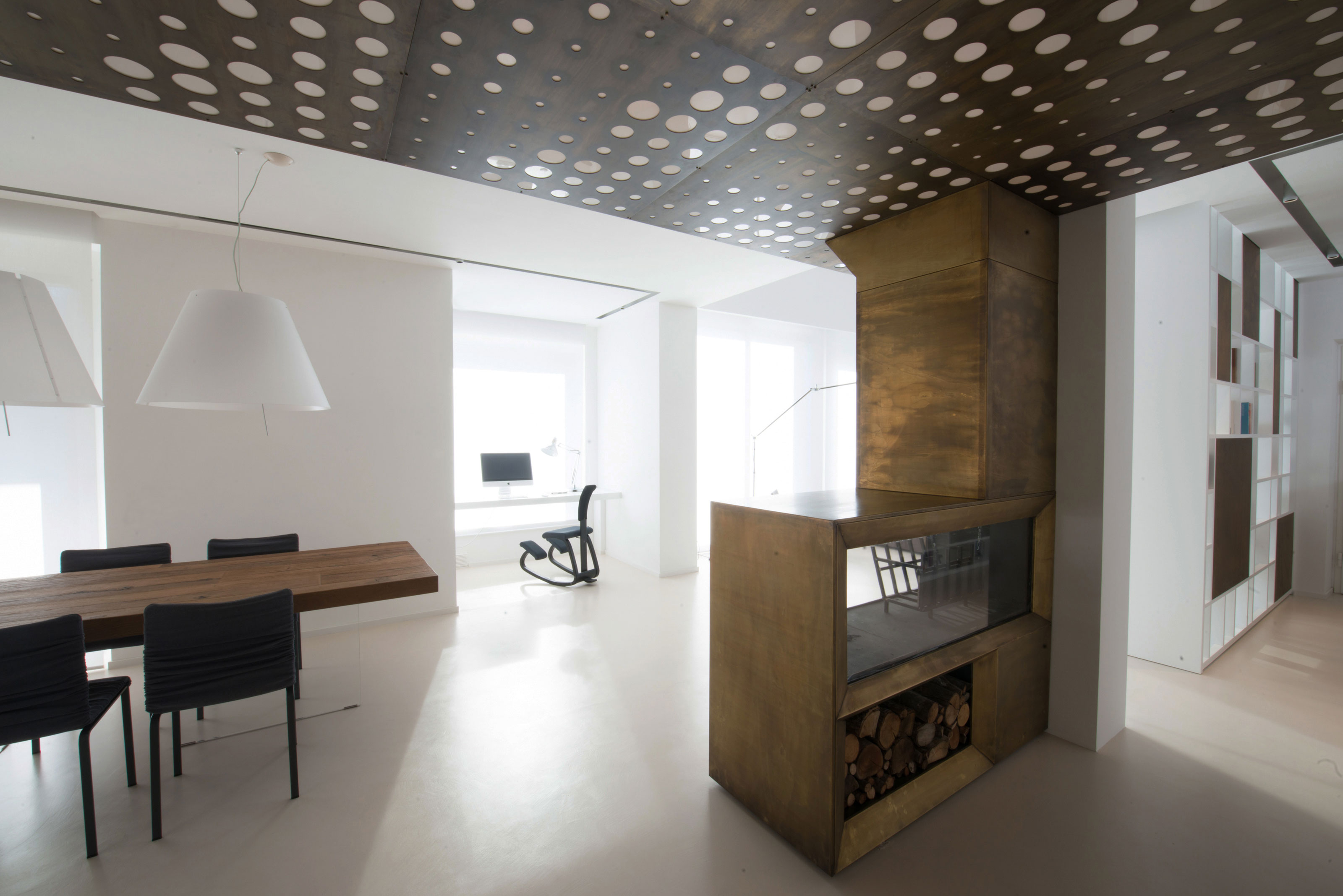 A Minimalist Two-Story House Framed by a Transparent Glass Barrier in Gubbio, Italy by MENICHETTI+CALDARELLI (9)