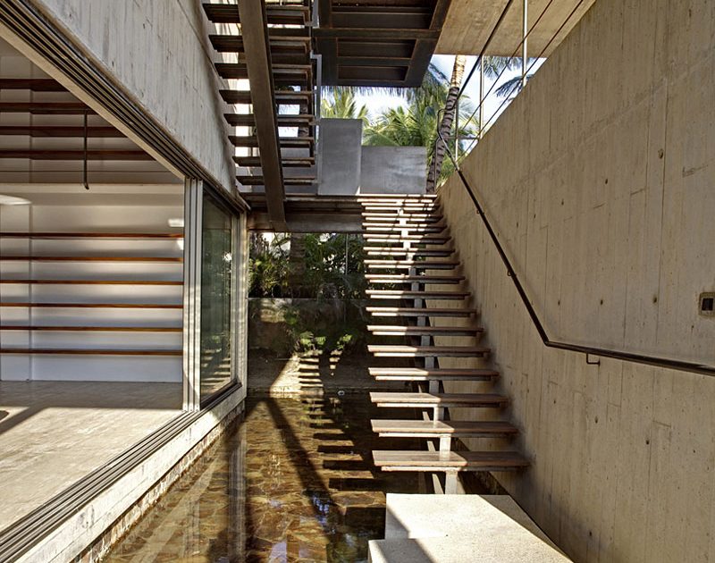 A Modern Concrete Beach House Surrounded by a Lush Green Expanse of Guerrero, Mexico by PAUL CREMOUX studio (7)