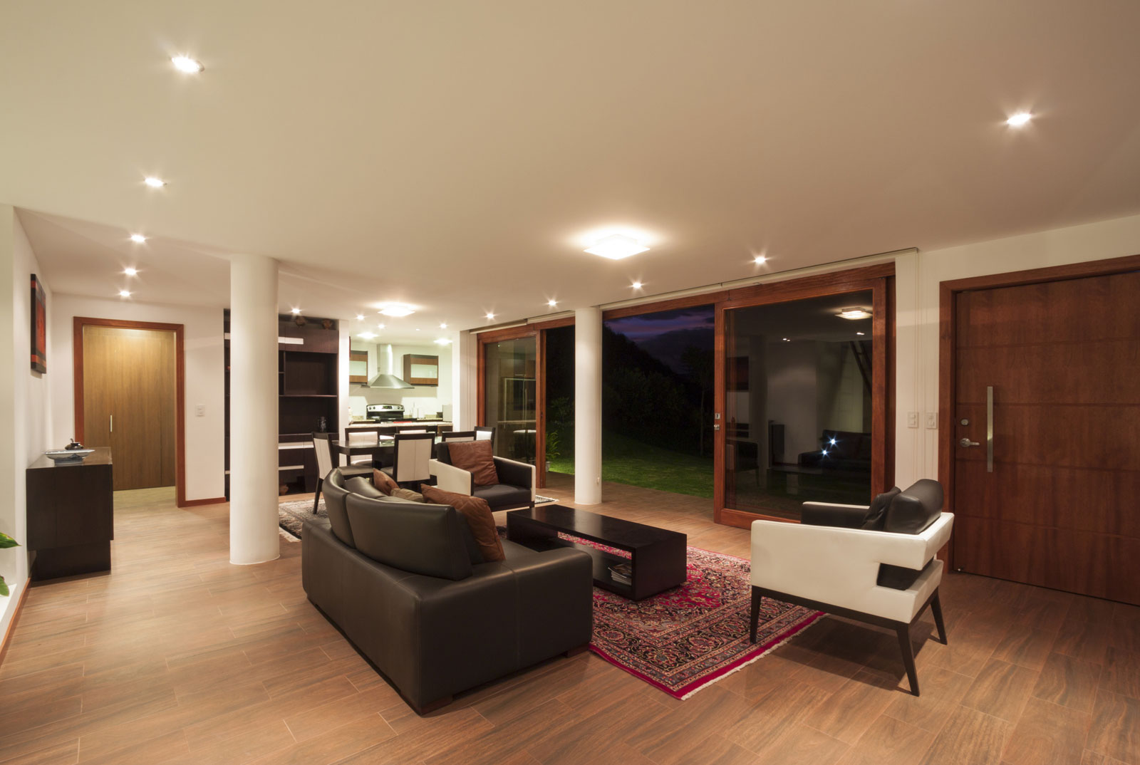 A Modern Concrete House Surrounded by a Green Roof and Basement Level in Guayllabamba, Ecuador by AR+C (9)