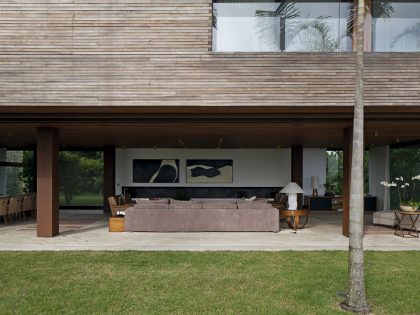 A Modern House Made Up by Particular and Cantilevered Volumes in São Paulo by Bernardes + Jacobsen Arquitetura (4)