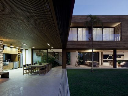 A Modern House Made Up by Particular and Cantilevered Volumes in São Paulo by Bernardes + Jacobsen Arquitetura (6)