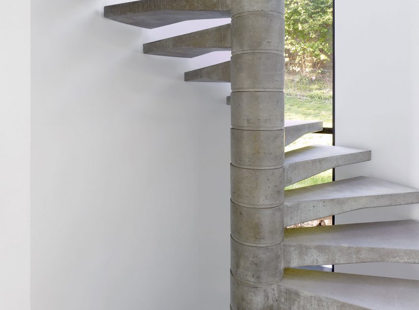 A Modern Minimalist House Built Into the Hillside in Nods, Switzerland by Andrea Pelati Architecte (3)