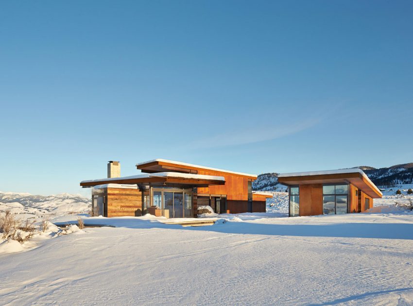 A Modern and Elegant Rural House with Open Spaces and Full of Natural Light in Washington by Olson Kundig (12)