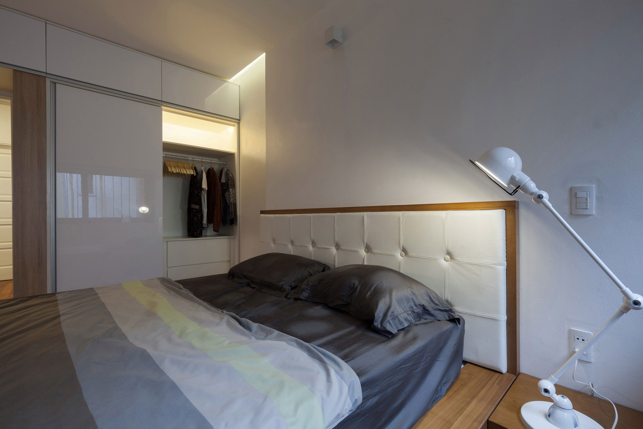 A Lively and Modern Functional House with Small Space Garden in Hanoi by LANDMAK ARCHITECTURE (16)