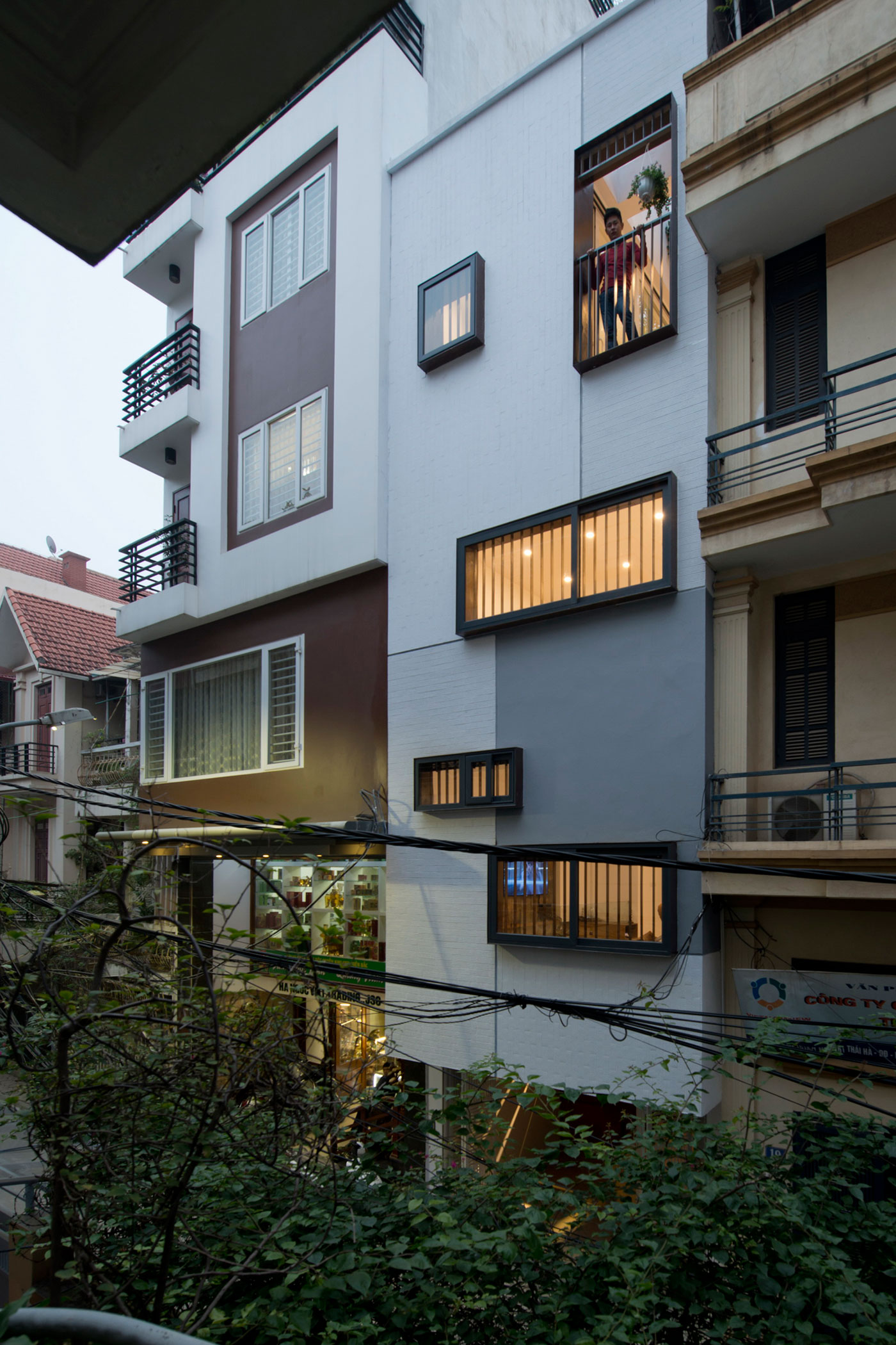 A Lively and Modern Functional House with Small Space Garden in Hanoi by LANDMAK ARCHITECTURE (21)