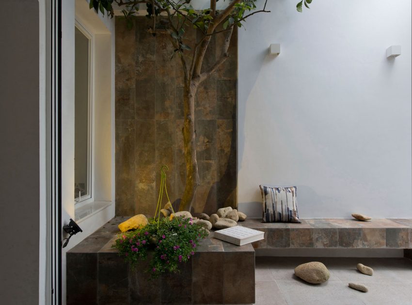 A Lively and Modern Functional House with Small Space Garden in Hanoi by LANDMAK ARCHITECTURE (7)