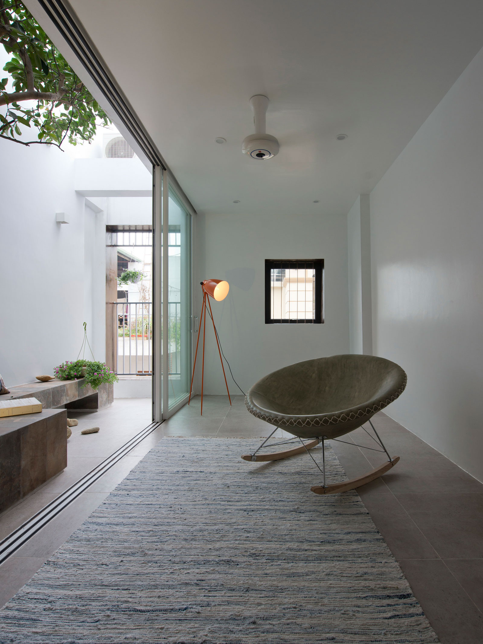 A Lively and Modern Functional House with Small Space Garden in Hanoi by LANDMAK ARCHITECTURE (8)