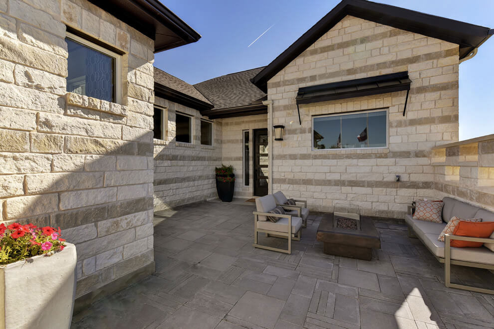 A Playful Contemporary Model Home with Stylish Interiors in Cedar Park by Scott Felder Homes Design Studio (1)