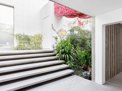 A Playful and Colorful House Designed for Fun and Parties in São Paulo by Pascali Semerdjian Architects (10)