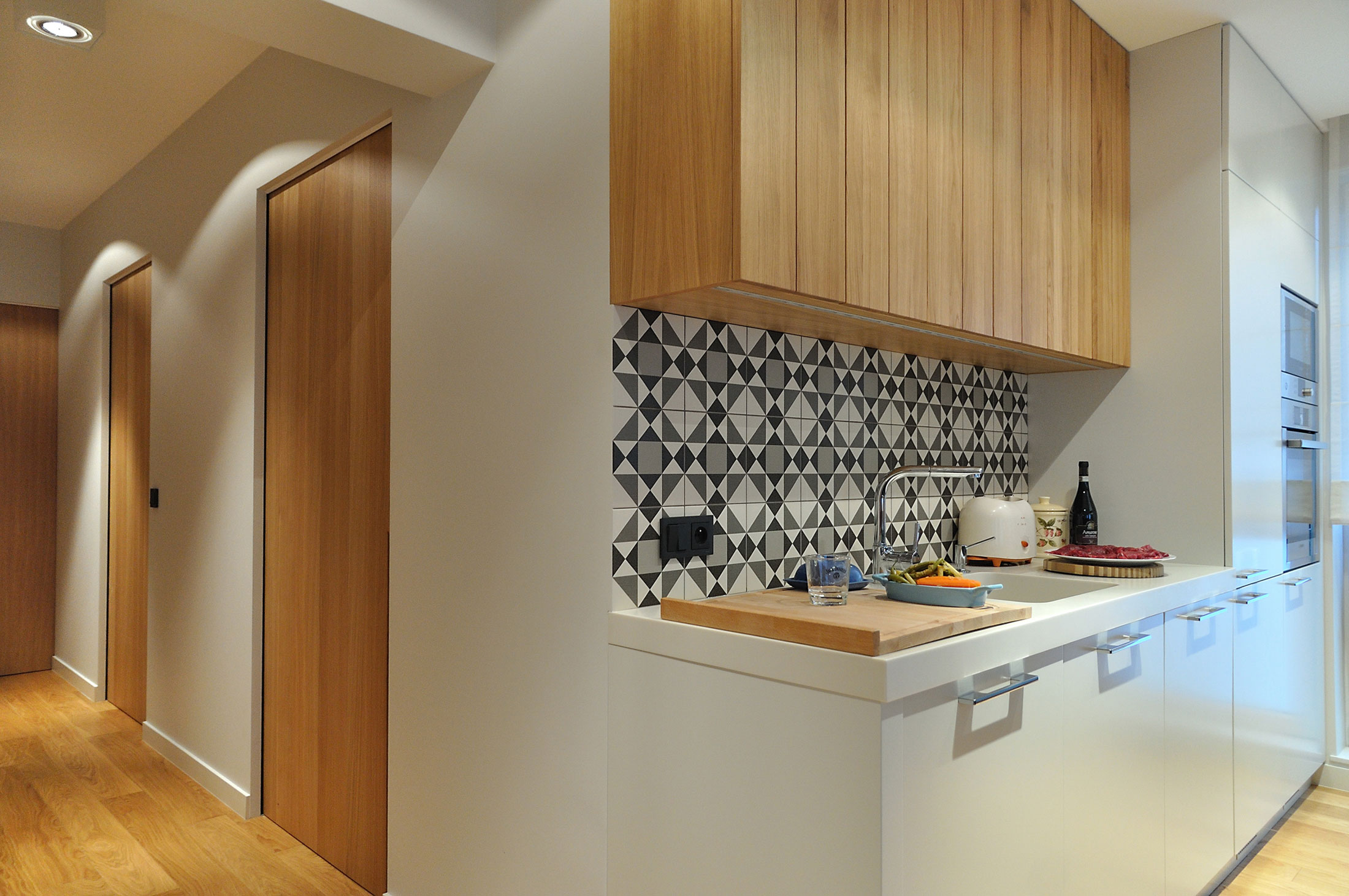 A Quirky and Colorful Apartment with Art Deco Style in Elblag, Poland by MSWW Ministerstwo Spraw We Wnetrzach (10)