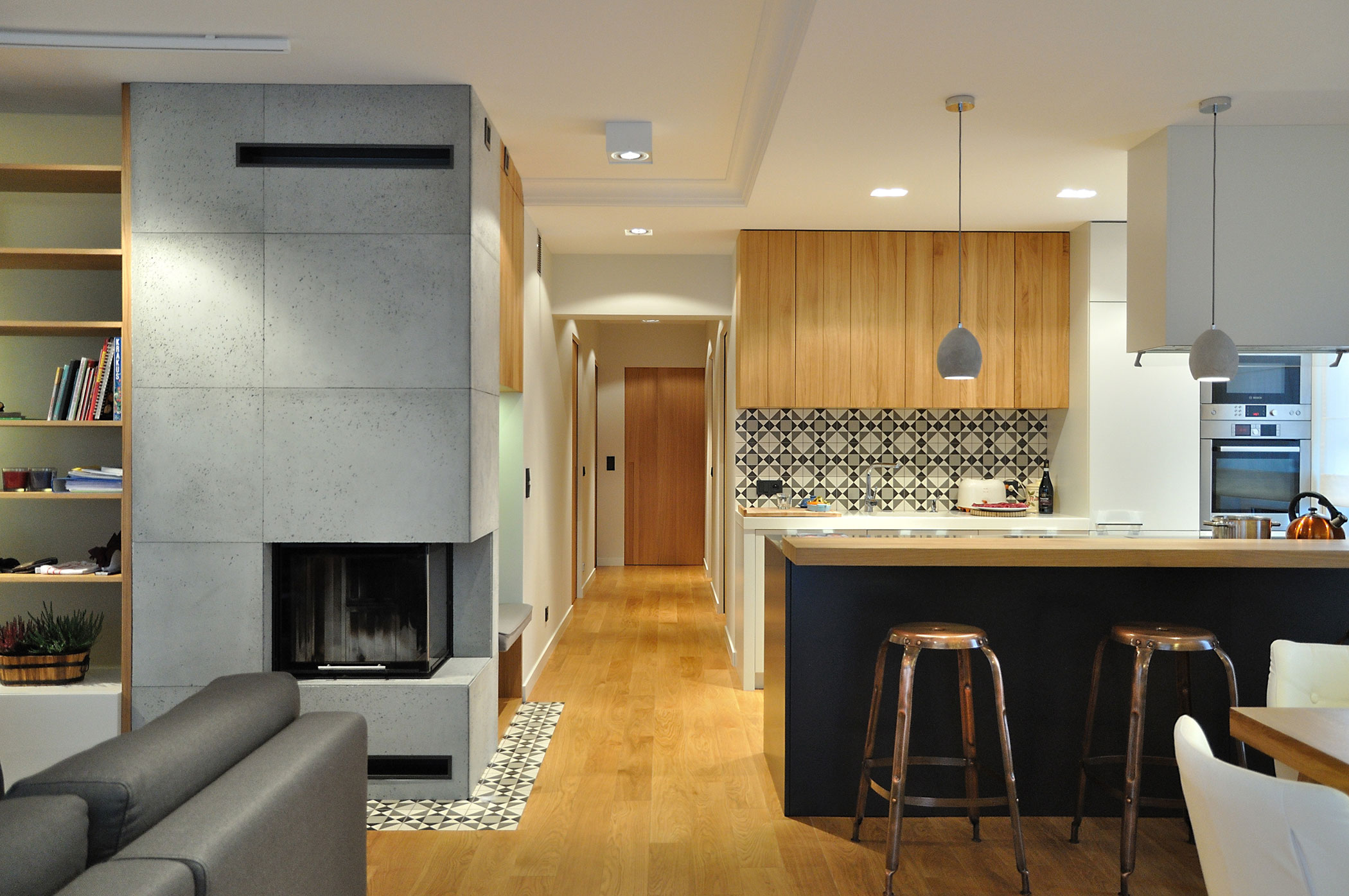 A Quirky and Colorful Apartment with Art Deco Style in Elblag, Poland by MSWW Ministerstwo Spraw We Wnetrzach (3)
