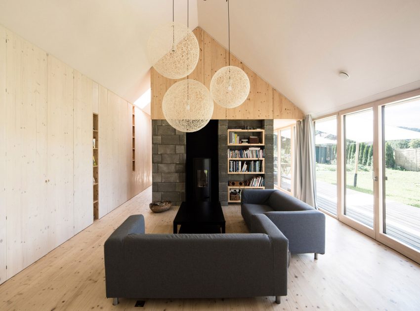 A Rustic Versatile House with Natural Light and Passive Solar Power in Slovakia by Martin Boles Architect (10)