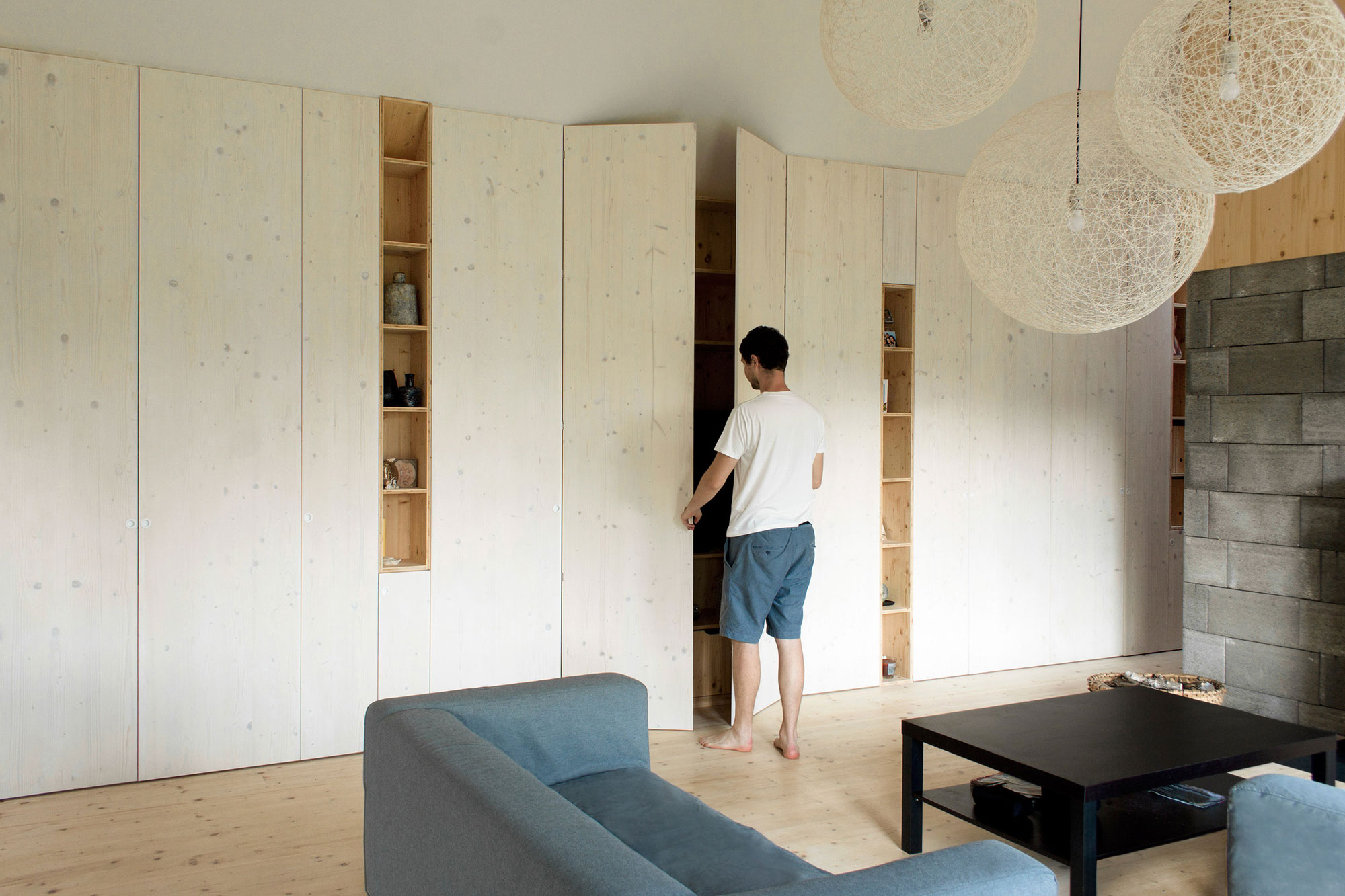 A Rustic Versatile House with Natural Light and Passive Solar Power in Slovakia by Martin Boles Architect (12)