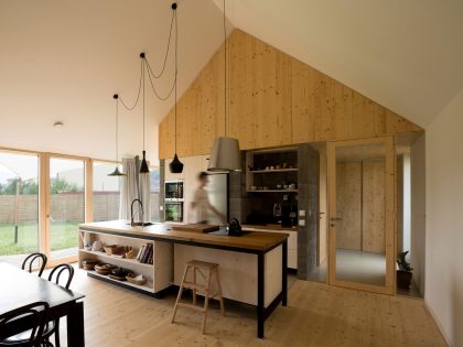 A Rustic Versatile House with Natural Light and Passive Solar Power in Slovakia by Martin Boles Architect (13)