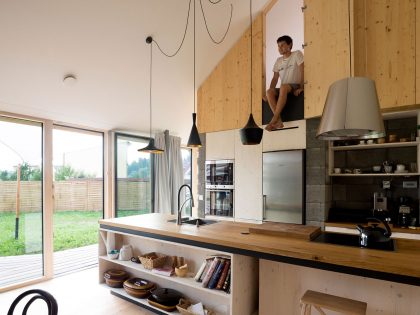 A Rustic Versatile House with Natural Light and Passive Solar Power in Slovakia by Martin Boles Architect (14)