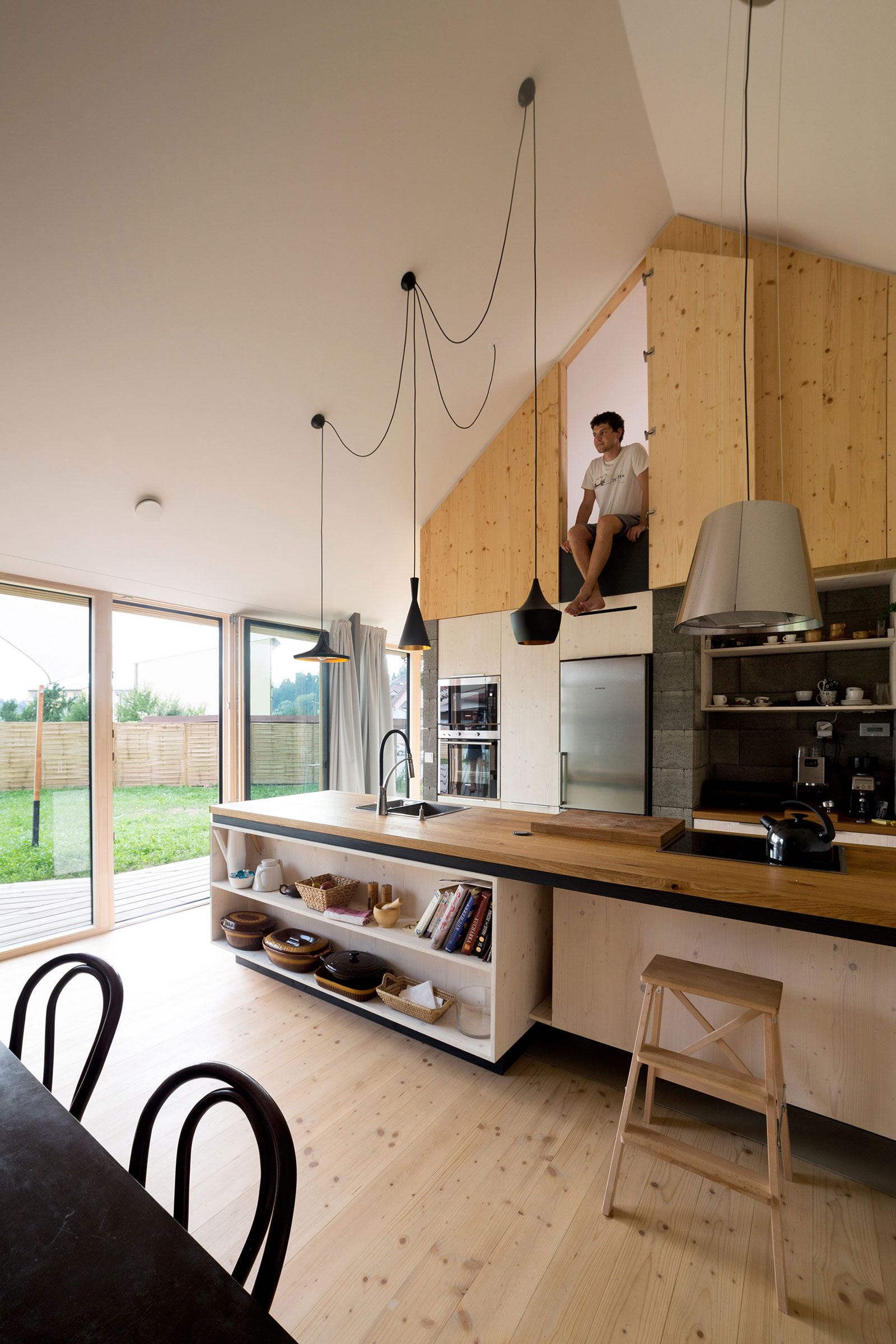 A Rustic Versatile House with Natural Light and Passive Solar Power in Slovakia by Martin Boles Architect (14)
