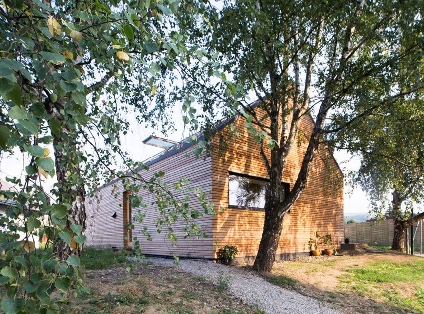 A Rustic Versatile House with Natural Light and Passive Solar Power in Slovakia by Martin Boles Architect (2)