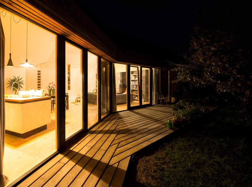 A Rustic Versatile House with Natural Light and Passive Solar Power in Slovakia by Martin Boles Architect (25)