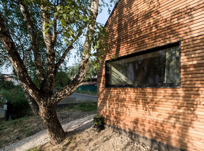 A Rustic Versatile House with Natural Light and Passive Solar Power in Slovakia by Martin Boles Architect (4)