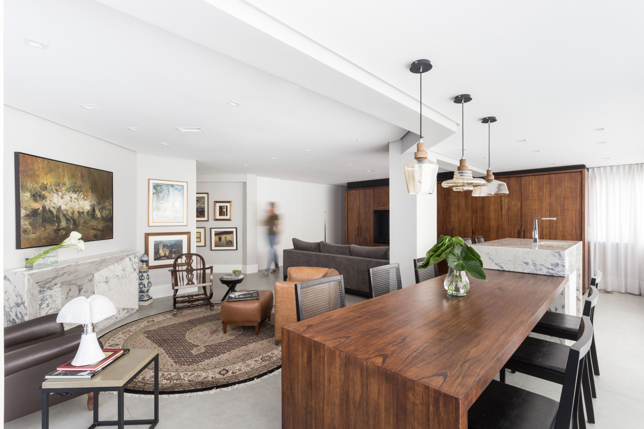 A Simple, Functional and Elegant Contemporary Home in Porto Alegre by AMBIDESTRO (5)