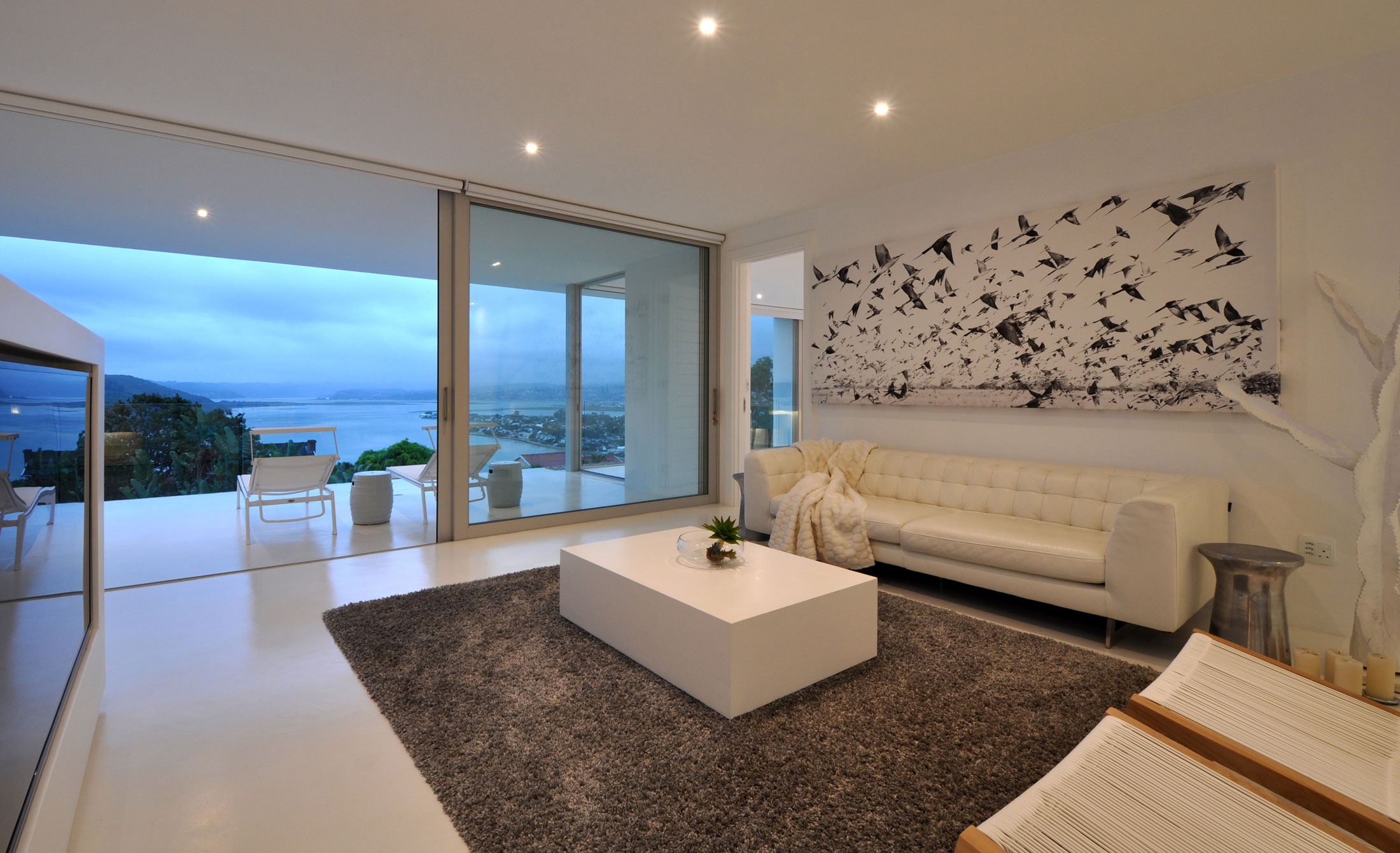 A Sleek Contemporary Home with Stylish and Practical Interiors in Knysna, South Africa by Studiovision Architecture (12)