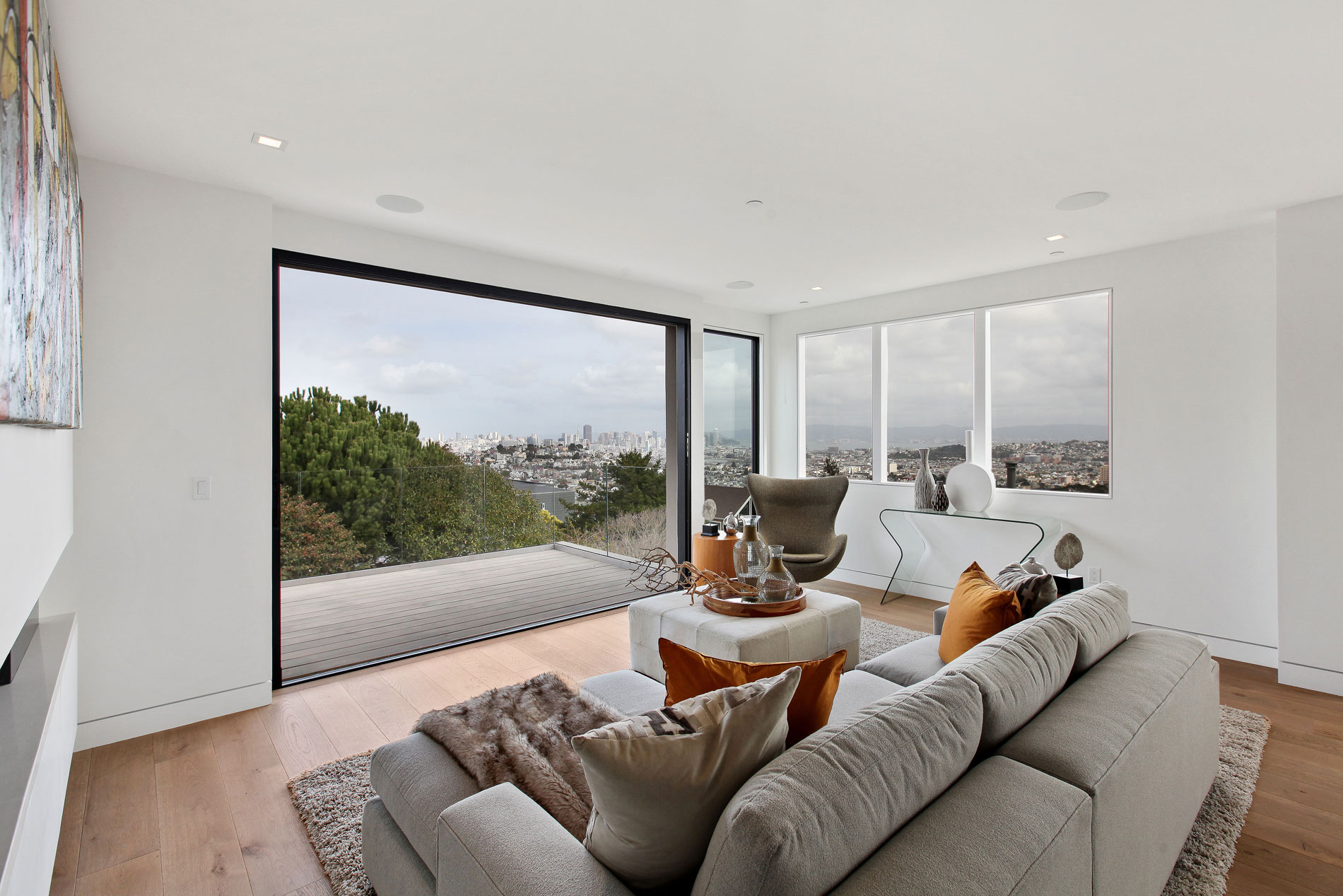 A Sleek and Light-Filled Modern Home with City Skyline Views in Noe Valley by Favreau Design (3)