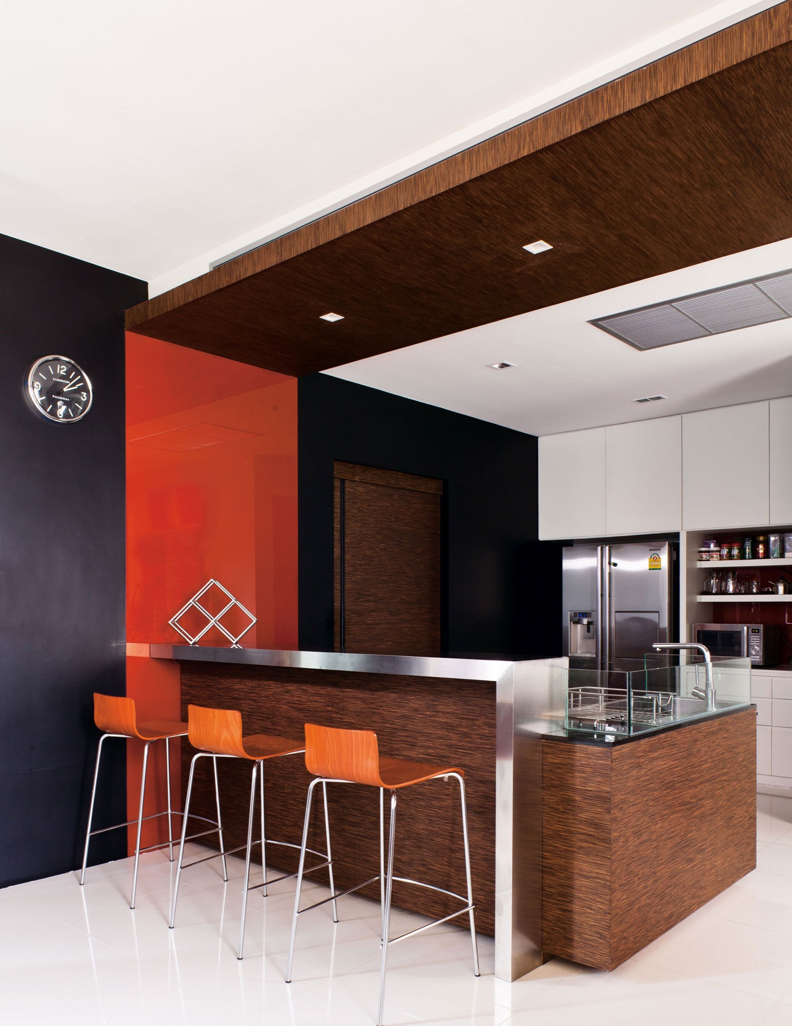 A Sleek and Sophisticated Contemporary Home in Bangkok by Archimontage Design Fields Sophisticated (8)