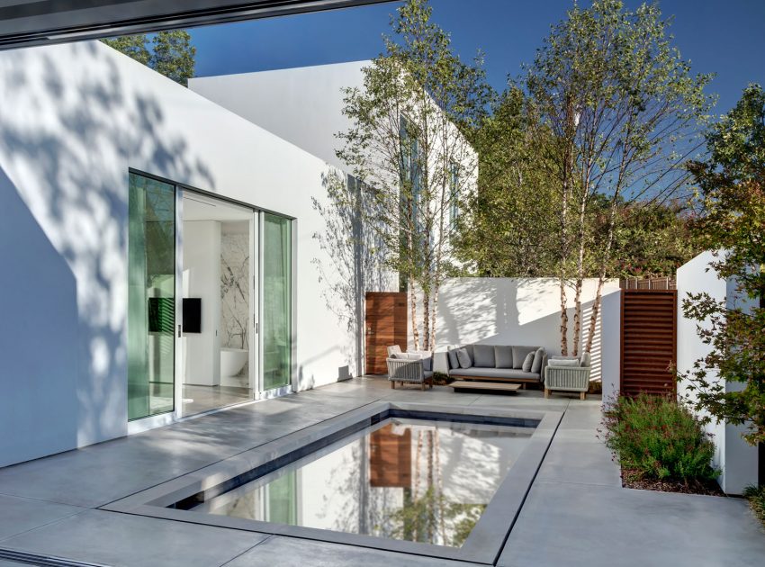 A Small Contemporary Home with Elegant White Decor in Dallas, Texas by Morrison Dilworth + Walls (2)