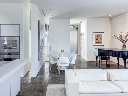 A Small Contemporary Home with Elegant White Decor in Dallas, Texas by Morrison Dilworth + Walls (5)